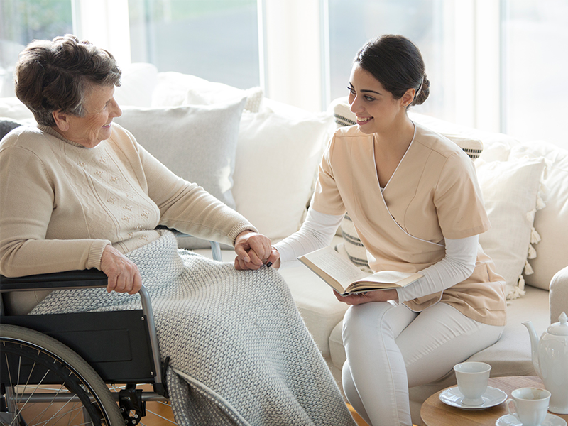 how to care for dementia patients at home